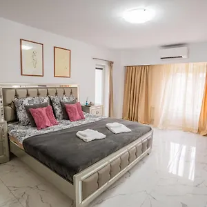  Apartment Quiet Marble With Free Parking Spot Old Town